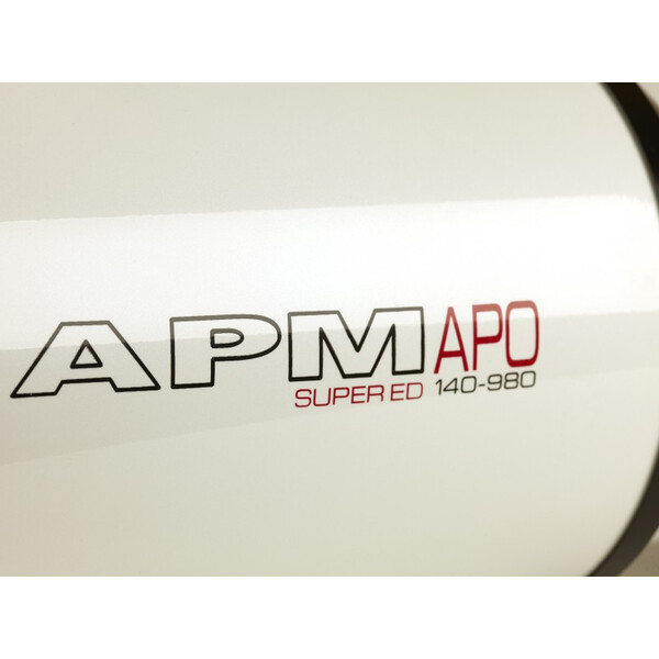 APM Refrator apocromático AP 140/980 SD OTA